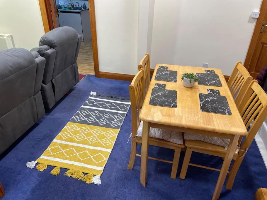 Lovely 3 Bedroom Apartment In Buncrana Exterior photo